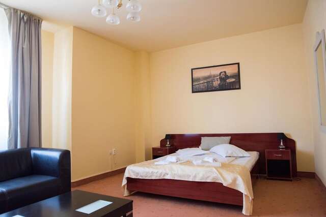 Отель Hotel Strelitia Тимишоара-6